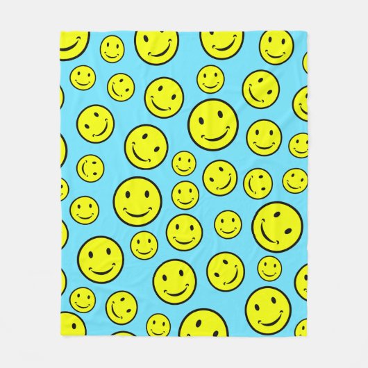 笑顔の顔 フリースブランケット (正面)