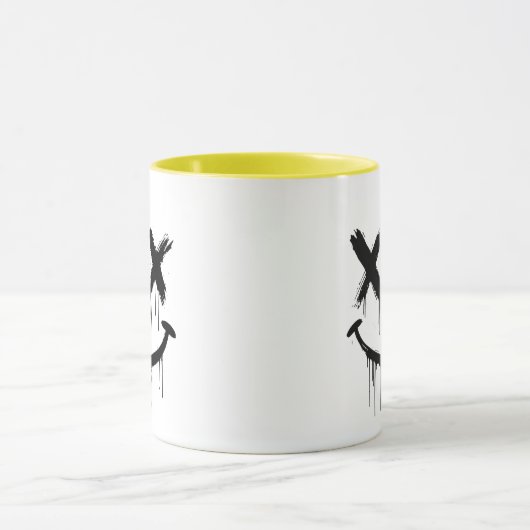 笑顔の顔 マグカップ (中央)