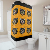 笑顔の黒猫顔オレンジが大きな目を シャワーカーテン (インサイチュ)