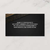 笑顔を見せるビジネスマン | 黒金ゴールド 名刺 (裏面)