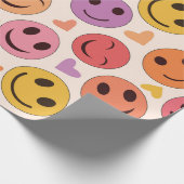笑顔カラフルの幸せな顔とハート ラッピングペーパー (角)