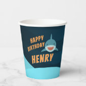 笑顔パーソナライズされたのサメ誕生日 紙コップ (正面)