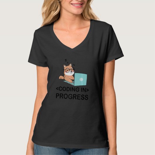 符号化進行中コーダプログラマコンピュータおたく Tシャツ (正面)