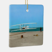 第一便のライト兄弟のヴィンテージの飛行機 セラミックオーナメント (右)