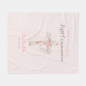 第一聖体赤面ピンクフローラクロスネーム逃げる フリースブランケット (正面(横))