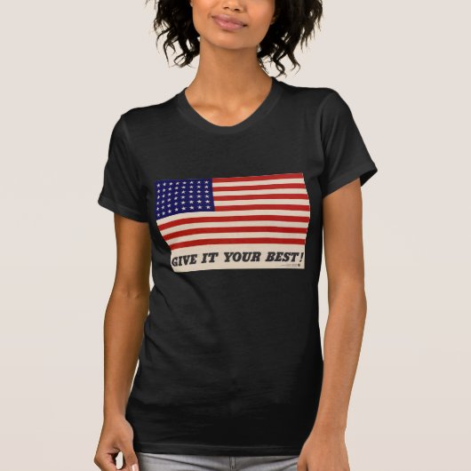 第二次世界大戦の愛国的なポスターシャツ Tシャツ (正面)
