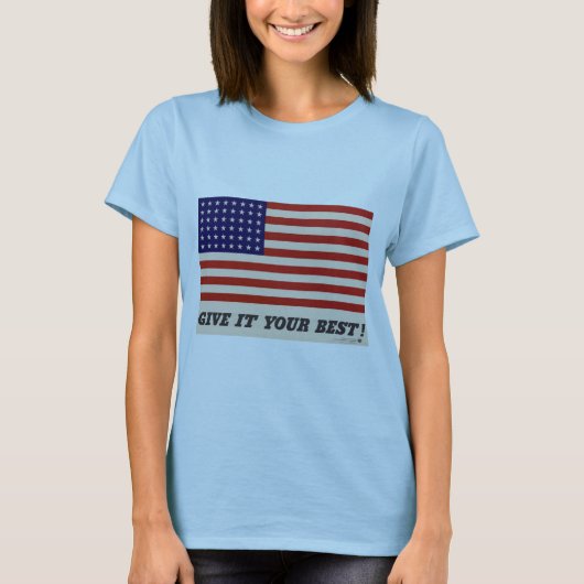 第二次世界大戦の愛国的なポスターシャツ Tシャツ (正面)