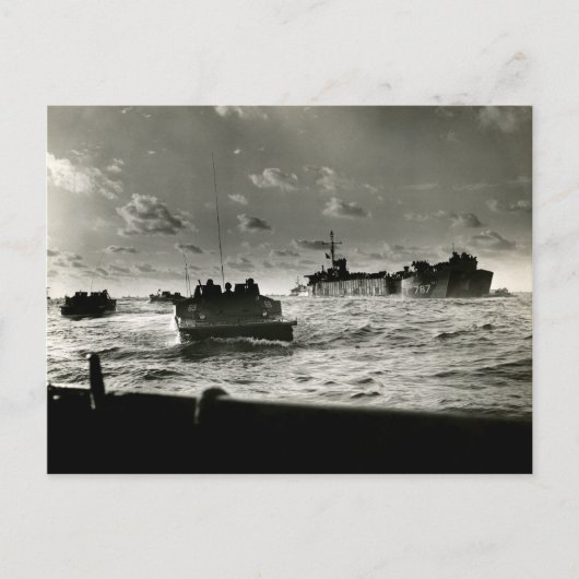 第二次世界大戦の米海兵隊が硫黄島を攻撃 ポストカード (正面)