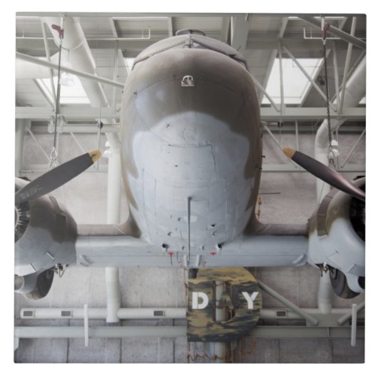 第二次世界大戦のC-47のダコタの輸送の航空機、 タイル (正面)