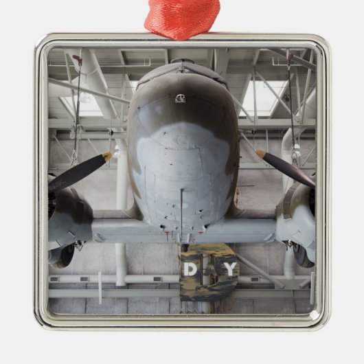 第二次世界大戦のC-47のダコタの輸送の航空機、 メタルオーナメント (正面)