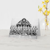 第二次世界大戦中のアベンジャー・アビエーター カード (黄色い花)