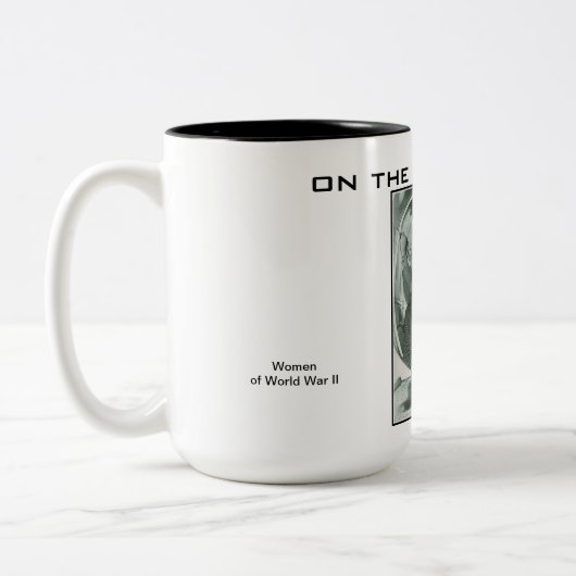 第二次世界大戦 – ホームフロントの飲料マグカップ ツートーンマグカップ (左)