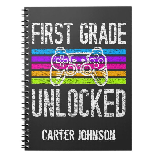 第1グレードのロック解除された新学期パーソナライズされたN ノートブック (正面)