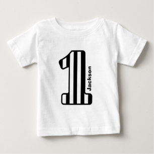 第1ベビー誕生日ブラックビストライプのッグナンバーA20Z ベビーTシャツ