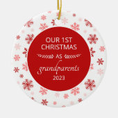 第1回クリスマス祖父母として赤いスノーフレーク写真 セラミックオーナメント (正面)