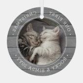 第1回クリスマス2ペット写真グレーフェイクウッド ガラスオーナメント (裏面)