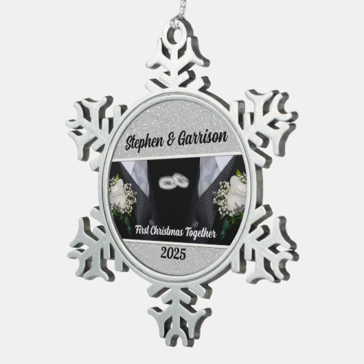 第1回クリスマス（2つのルーム） スノーフレークピューターオーナメント (右)