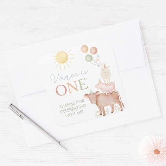 第1回バースデー農園動物納屋周囲の庭パーティーの好意 スクエアシール (封筒)