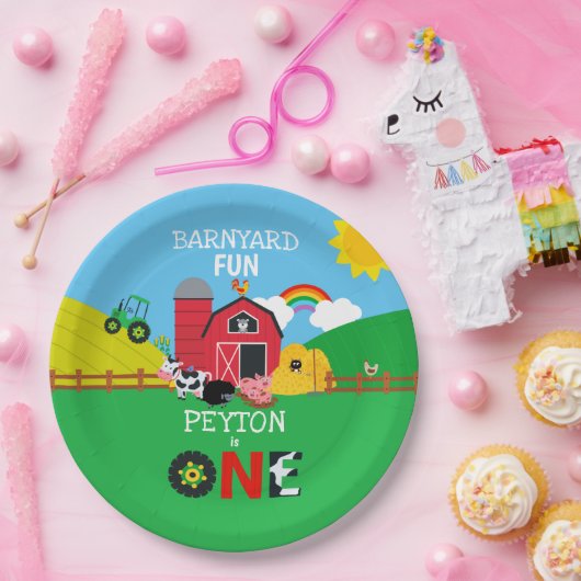 第1回誕生日ファーム·アニマルズ納屋周囲の庭おもしろいキッズ ペーパープレート (パーティー)