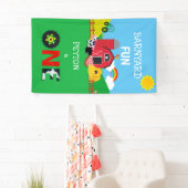 第1回誕生日ファーム·アニマルズ納屋周囲の庭おもしろいキッズ 横断幕 (インサイチュ)