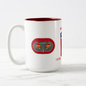 第1大隊の319TH野戦砲兵のマグ ツートーンマグカップ (左)