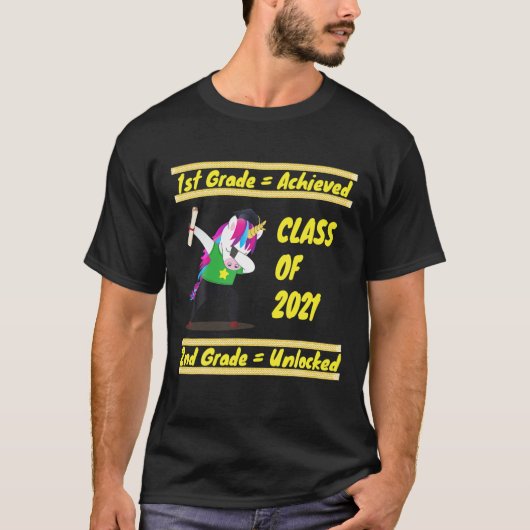 第1学年6学年のアンロックされたダビングUnic達成 Tシャツ (正面)