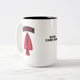 第1次特殊部隊の運用分遣隊 – デルタ ツートーンマグカップ