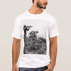 第1海兵師団の_Warイメージの海兵隊員 Tシャツ