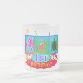 第1海底冒険の誕生日のTシャツ フロストグラスマグカップ (中央)