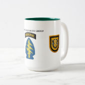 第1特殊部隊のグループのマグ ツートーンマグカップ (正面右)