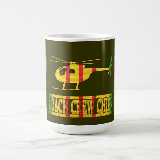 第1航空組OH-6のLoachの乗組員責任者のマグ コーヒーマグカップ (中央)
