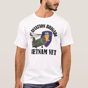 第1航空BDEベトナムCH-47 Tシャツ