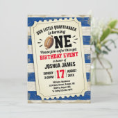 第1誕生日のスポーツのフットボールのチケットの素朴な青 招待状 (スタンド正面)