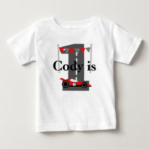 第1誕生日の競争車のカスタム ベビーTシャツ