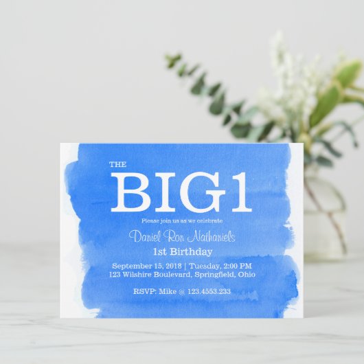 第1誕生日の青い小さい男の子の水彩画の洗浄 招待状 (スタンド正面)
