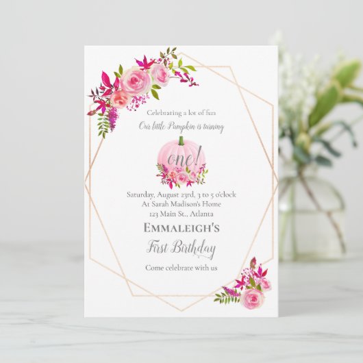 第1誕生日カボチャフローラ幾何学模様 | ピンク 招待状 (スタンド正面)