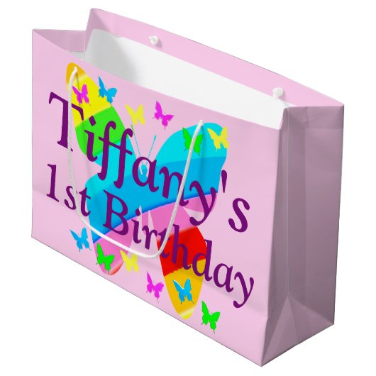 第1誕生日バタフライパーソナライズされた抱き枕 ラージペーパーバッグ (正面アングル)
