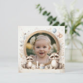 第1誕生日招待状ラクーン写真用フレーム 招待状 (スタンド正面)