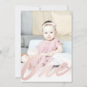 第1誕生日赤面ピンクローズ金ゴールドガールフォト 招待状 (正面)