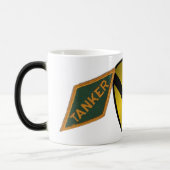 第1騎兵隊部色の変更のタンカーのマグ モーフィングマグカップ (左)