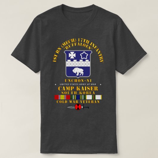 第10億M第17歩兵第7回IDキャンプKaiser Korea Un Tシャツ (デザイン正面)