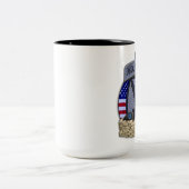 第10山部のFort Drumパッチのコップ ツートーンマグカップ (中央)