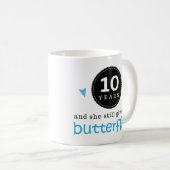 第10結婚記念日の蝶のためのギフト コーヒーマグカップ (正面右)