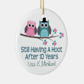 第10記念日のパーソナライズなフクロウはギフトをつなぎます セラミックオーナメント (右)