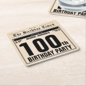 第100誕生日ヴィンテージ新聞おもしろいユニークカスタム スクエアペーパーコースター (アングル)