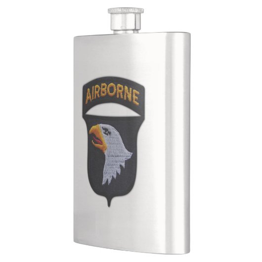 第101回空中の鳴き叫ぶワシの退役軍人獣保護区 フラスク (左)