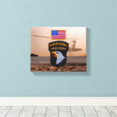 第101空挺砦キャンベル退役軍人車 キャンバスプリント (インサイチュ (ウッドフロア))