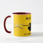 第11 ACR M48A3 Patton及び交差させたサーベルのマグ マグカップ (左)