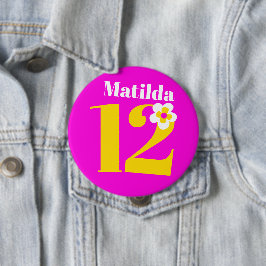第12回誕生日パーティーの女の子はピンク色の白 缶バッジ