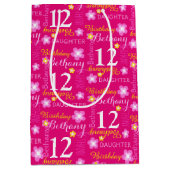 第12誕生日ピンクイエロー名前をカスタムする抱き枕 ミディアムペーパーバッグ (正面)